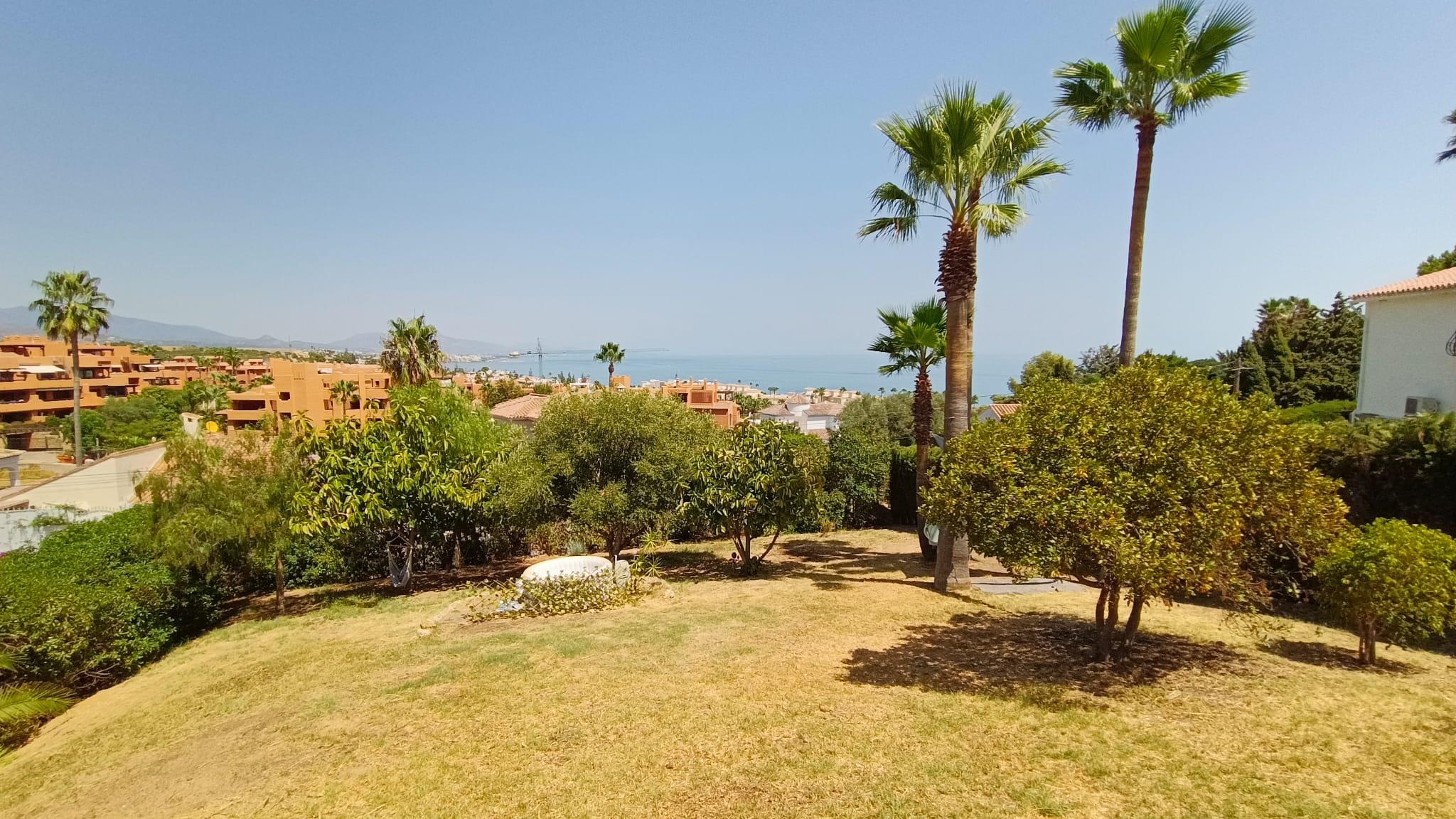 Imagen 8 Casa Aislada en venta en Estepona / Aminutos de playa de la Galera.