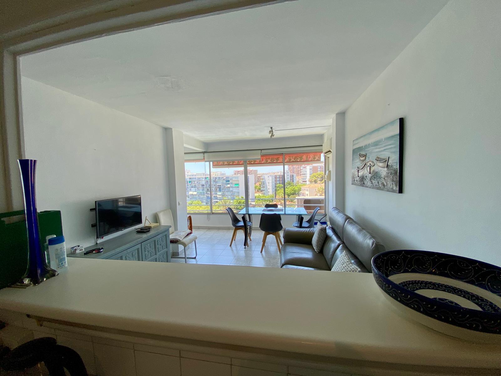 Imagen 1 Apartamento en venta en Benalmádena / Puerto Marina Benalmádena 