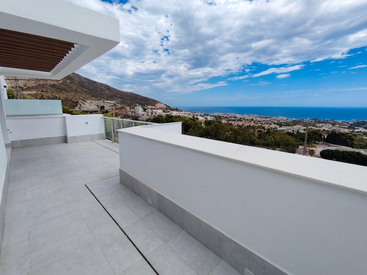 Imagen 2 Ático en venta en Benalmádena / A metros del centro de Benalmadena Pueblo