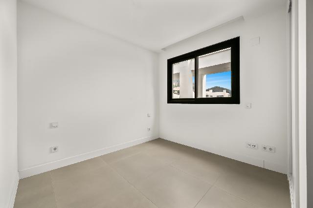 Imagen 10 Inmueble 305745 - Ático en venta en Fuengirola / A 5 minutos de la playa, montaña y acceso rápido a A7. 