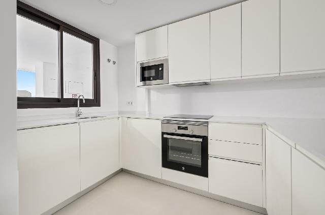 Imagen 3 Inmueble 305745 - Ático en venta en Fuengirola / A 5 minutos de la playa, montaña y acceso rápido a A7. 
