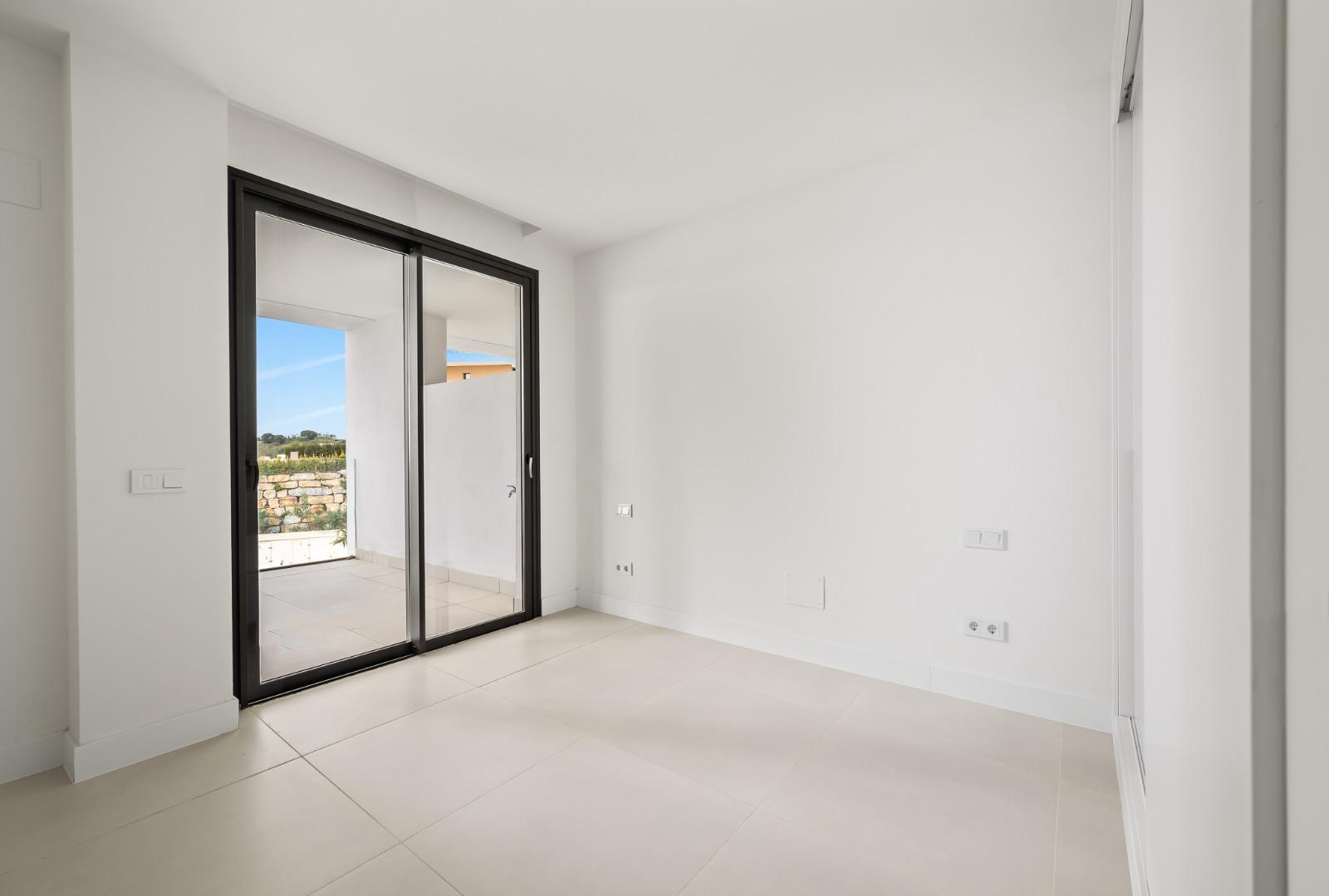 Imagen 8 Ático en venta en Fuengirola / A 5 minutos de la playa, montaña y acceso rápido a A7. 