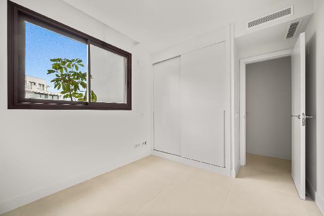 Imagen 7 Inmueble 305749 - Planta Baja en venta en Fuengirola / A 5 minutos de la playa, montaña y acceso rápido a A7. 