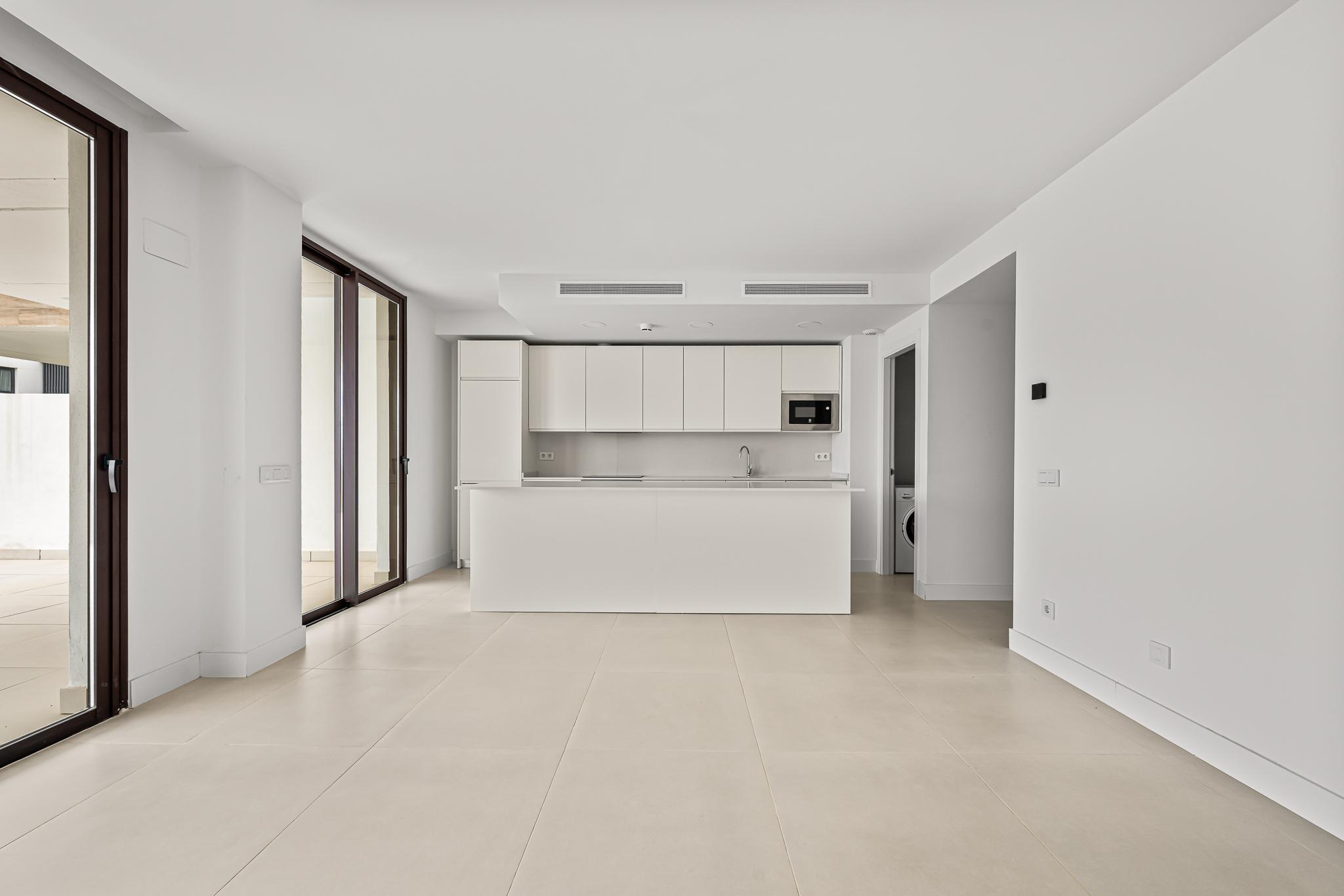 Imagen 3 Planta Baja en venta en Fuengirola / A 5 minutos de la playa, montaña y acceso rápido a A7. 