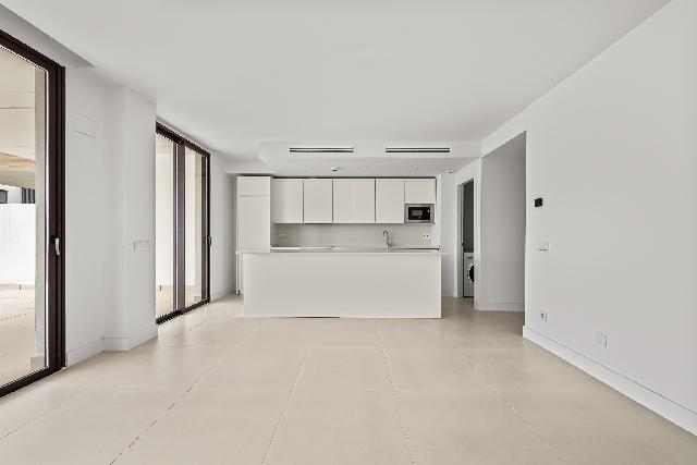 Imagen 3 Inmueble 305749 - Planta Baja en venta en Fuengirola / A 5 minutos de la playa, montaña y acceso rápido a A7. 