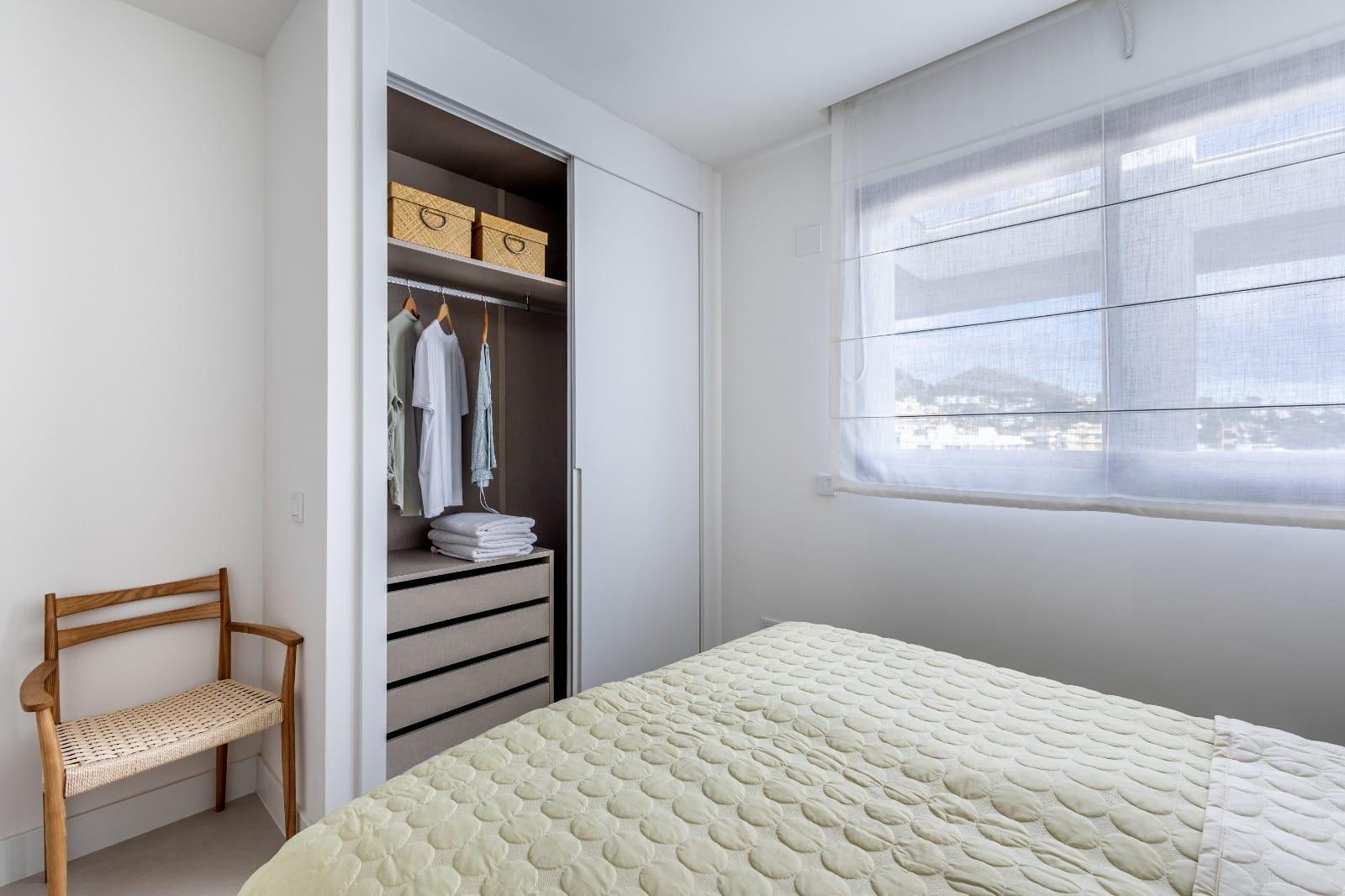 Imagen 14 Apartamento en venta en Fuengirola / Sobre avenida Fuengirola entre la Ap-7 y el mar.