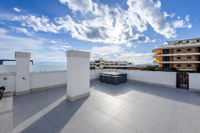 Imagen 7 Inmueble 305756 - Apartamento en venta en Fuengirola / Sobre avenida Fuengirola entre la Ap-7 y el mar.