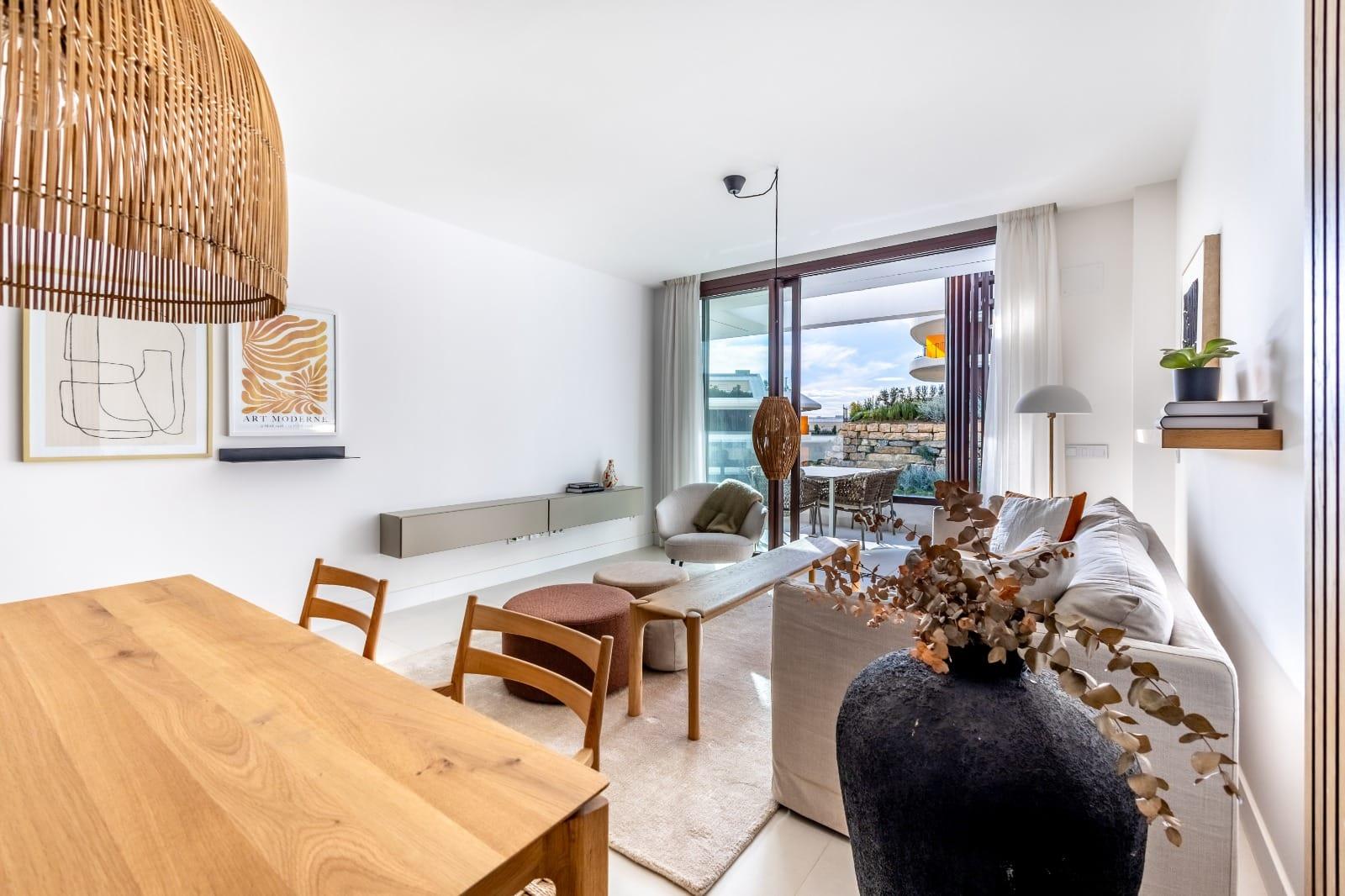 Imagen 11 Apartamento en venta en Fuengirola / Sobre avenida Fuengirola entre la Ap-7 y el mar.