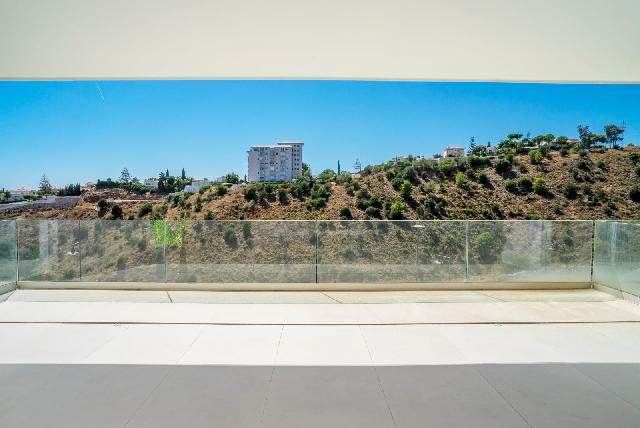 Imagen 4 Inmueble 305765 - Planta Baja en venta en Fuengirola / A minutos andando de la estación del Renfe Carbajal