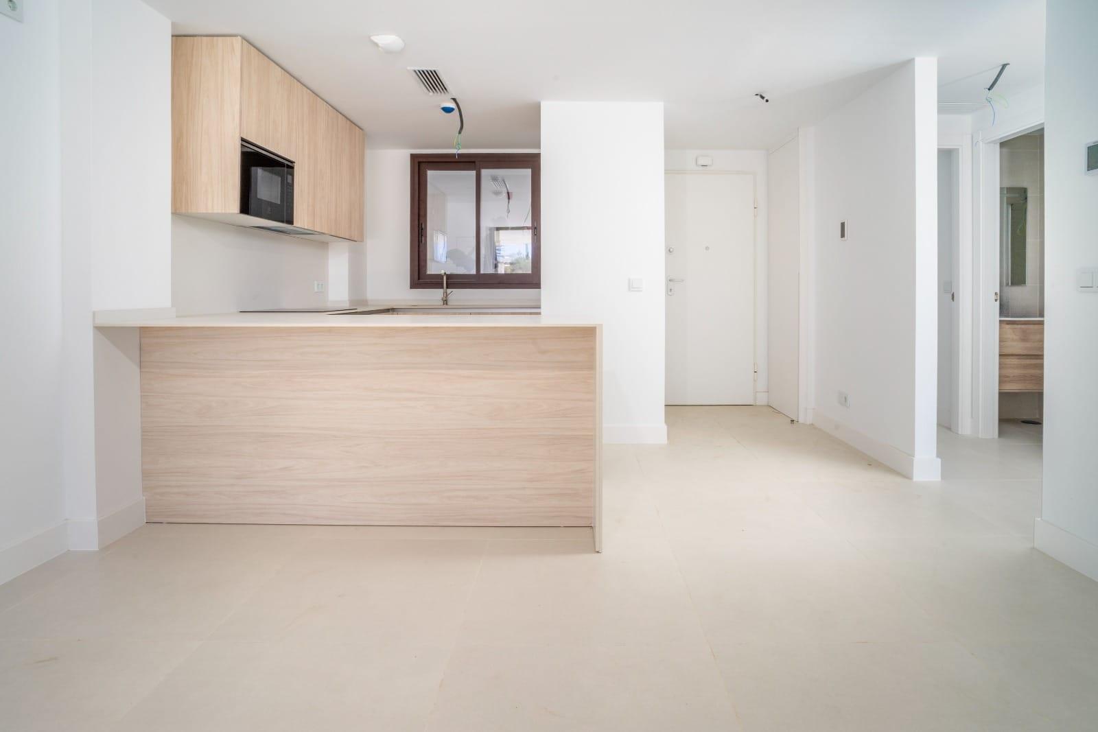 Imagen 14 Planta Baja en venta en Fuengirola / A minutos andando de la estación del Renfe Carbajal