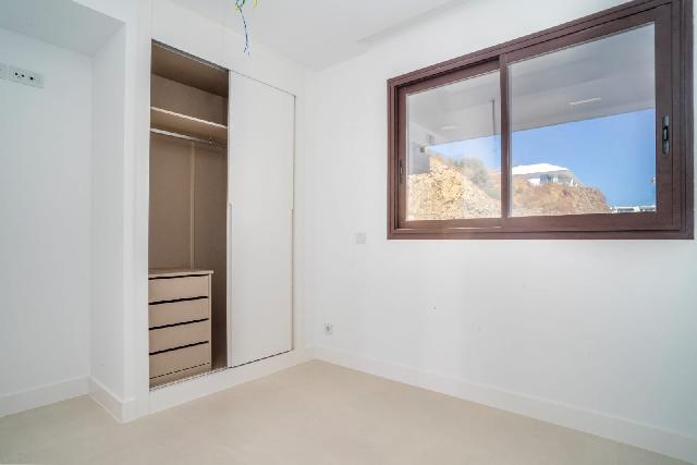 Imagen 19 Inmueble 305765 - Planta Baja en venta en Fuengirola / A minutos andando de la estación del Renfe Carbajal