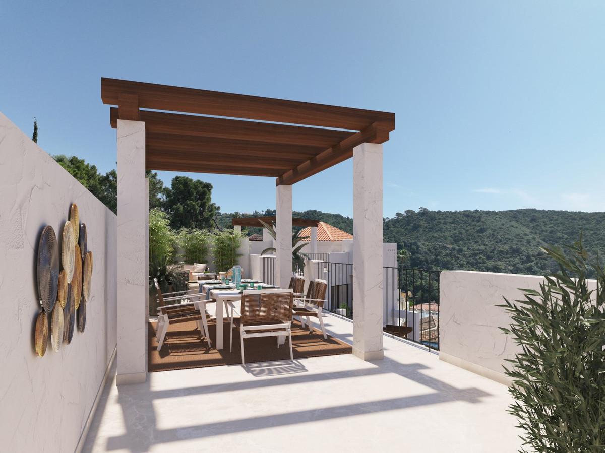 Imagen 2 Apartamento en venta en Benahavís / En el centro de Benahavis 