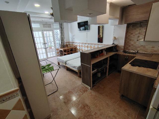 Imagen 2 Inmueble 306108 - Oficina Comercial en venta en Torremolinos / Cerca del centro de torremolinos