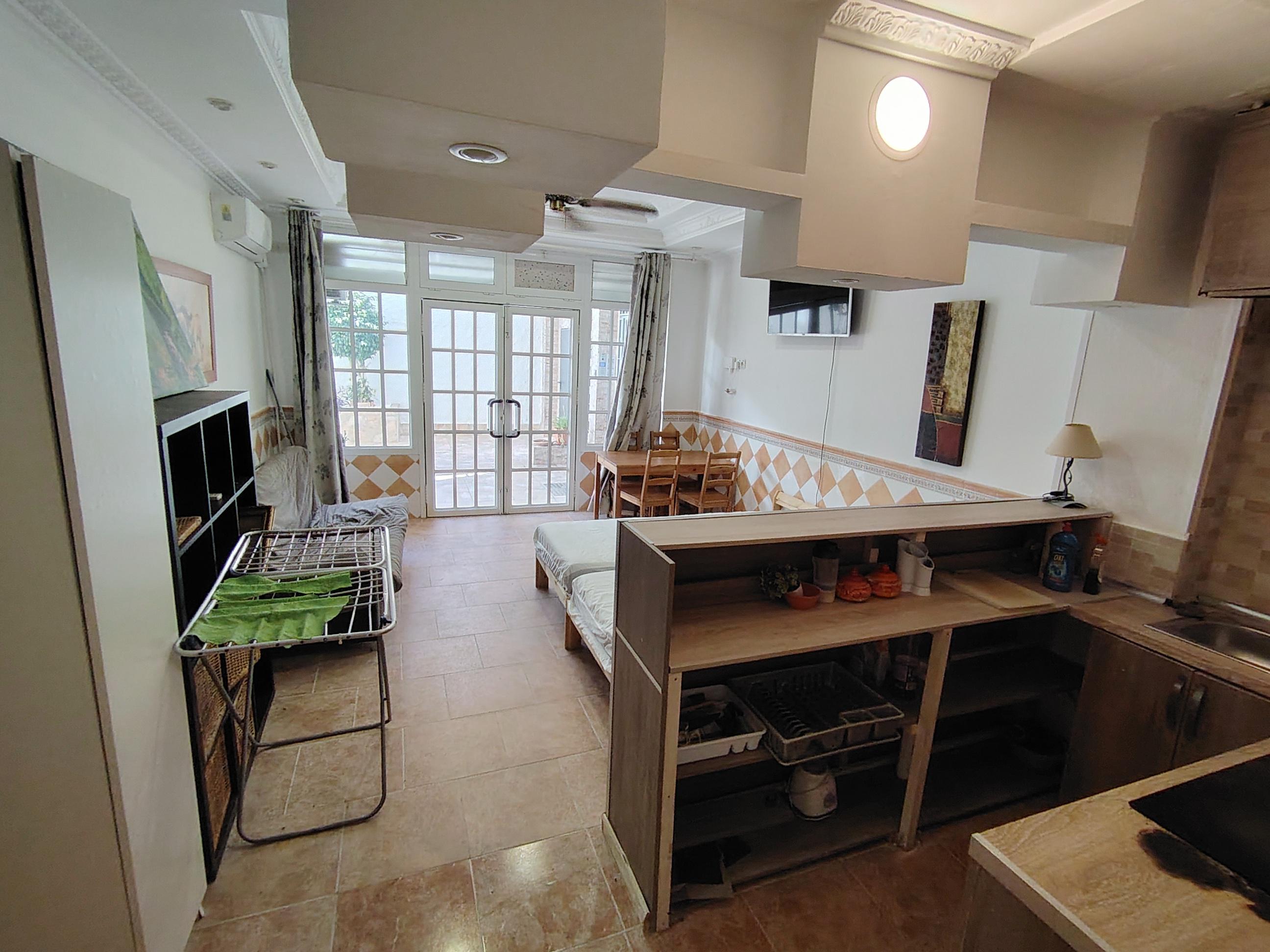 Imagen 1 Local Comercial en venta en Torremolinos / Cerca del centro de torremolinos