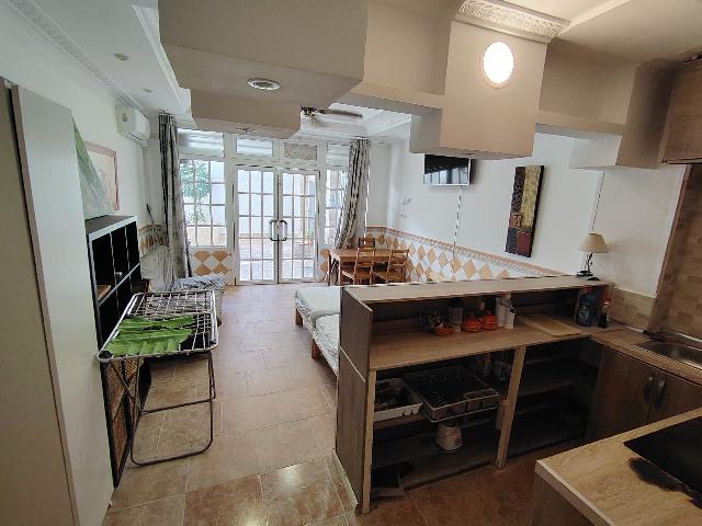 Imagen 1 Inmueble 306108 - Oficina Comercial en venta en Torremolinos / Cerca del centro de torremolinos