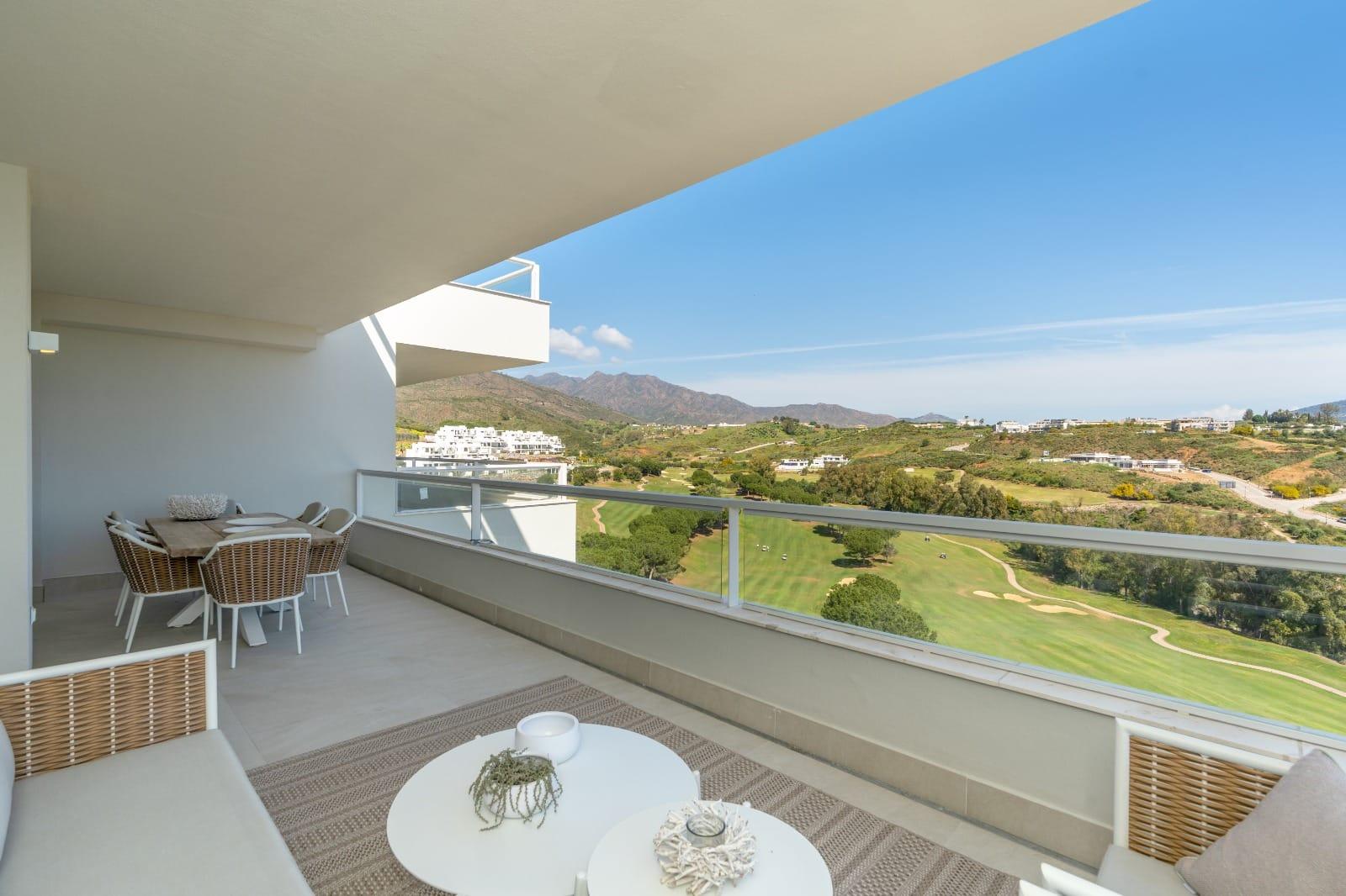 Imagen 2 Apartamento en venta en Marbella / En la Cala Golf Resort