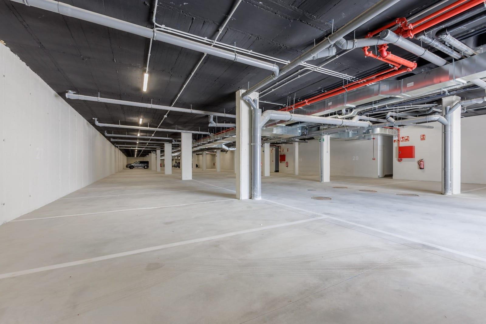 Imagen 23 Planta Baja en venta en Fuengirola / A minutos andando de la estación del Renfe Carbajal