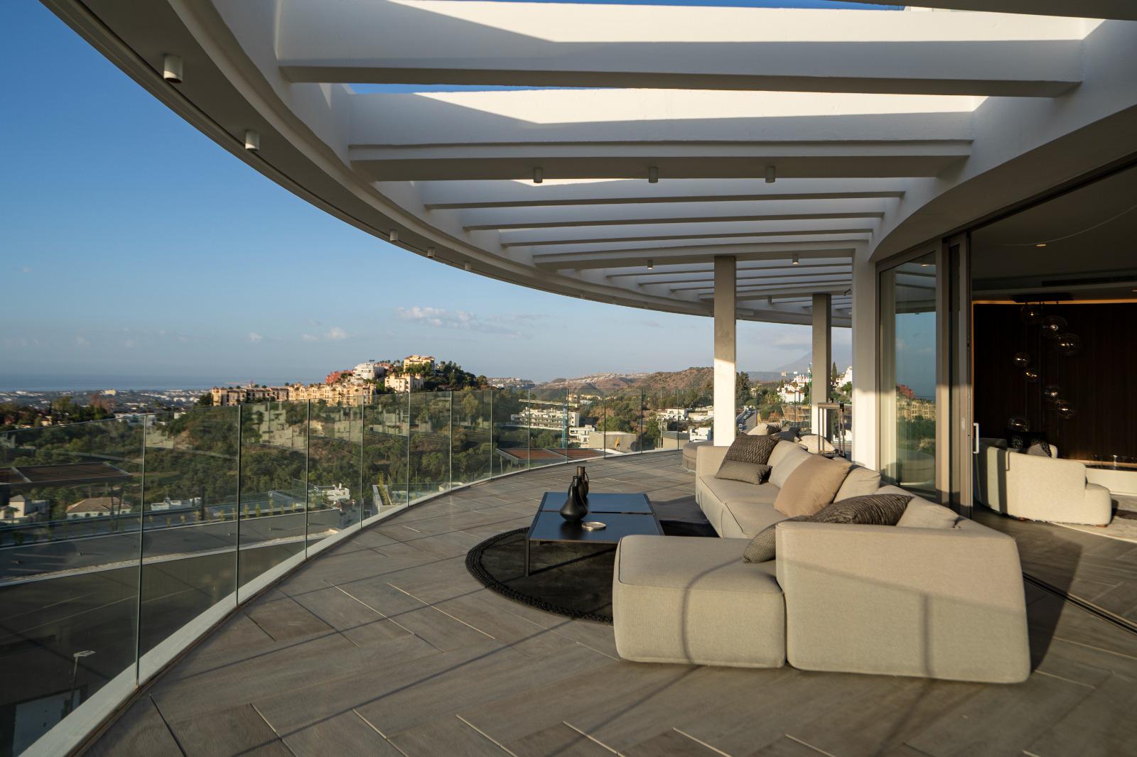 Imagen 2 Ático en venta en Benahavís / Calle Islas Marianas, Benahavis