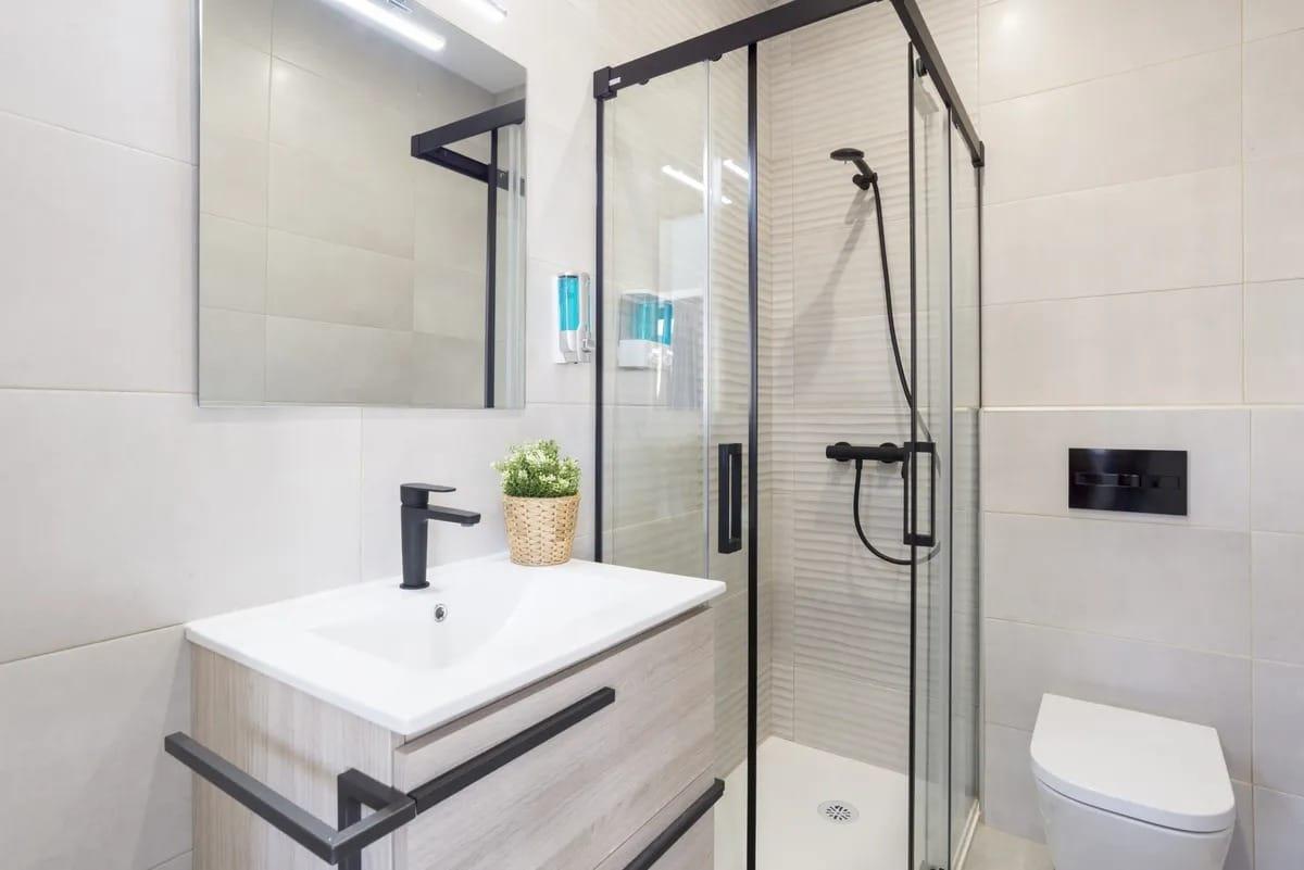 Imagen 19 Apartamento en venta en Torremolinos / A 800 metros del mar de la playa del Lido