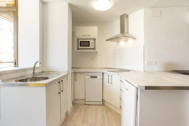 Imagen 10 Inmueble 306476 - Apartamento en venta en Torremolinos / A 800 metros del mar de la playa del Lido