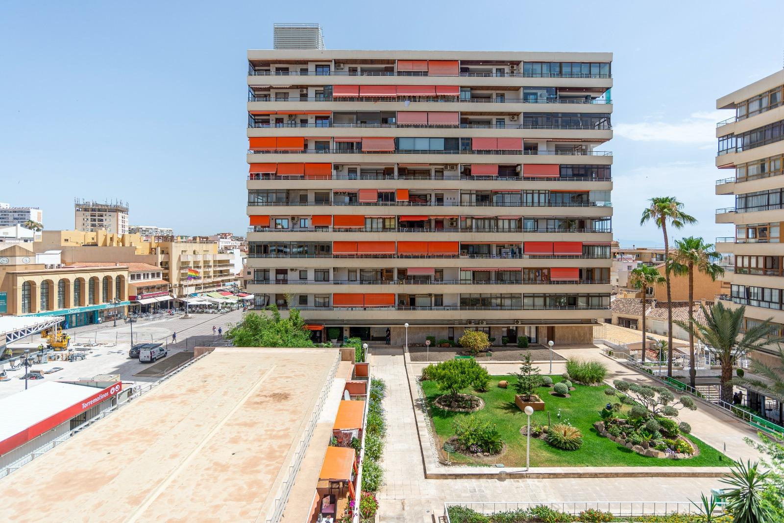 Imagen 23 Apartamento en venta en Torremolinos / A 800 metros del mar de la playa del Lido