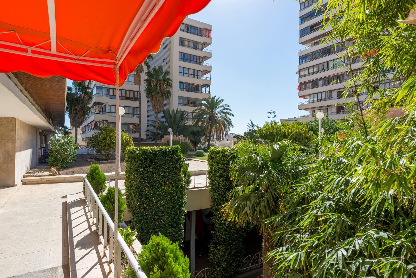 Imagen 22 Apartamento en venta en Torremolinos / A 800 metros del mar de la playa del Lido