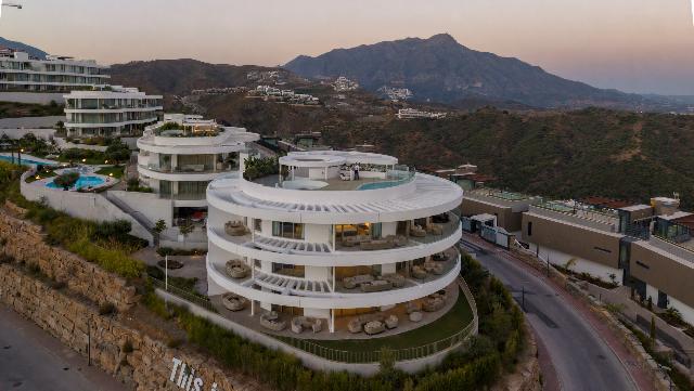Imagen 2 Inmueble 306576 - Planta Baja en venta en Benahavís / Calle Islas Marianas, Benahavis