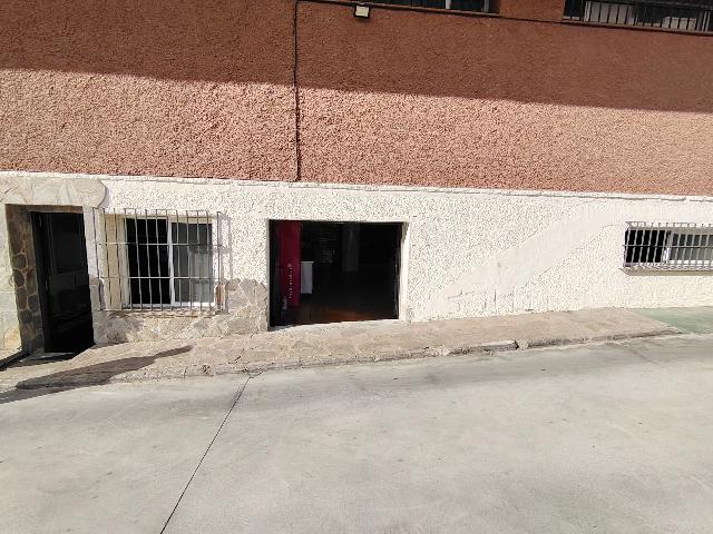 Imagen 11 Inmueble 306582 - Local Comercial en venta en Benalmádena / En el centro de Arroyo de la Miel.