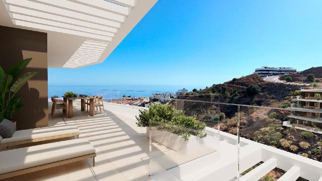 Imagen 2 Inmueble 306587 - Apartamento en venta en Rincón De La Victoria / A 500 metros del mar y 2 km del centro de ...