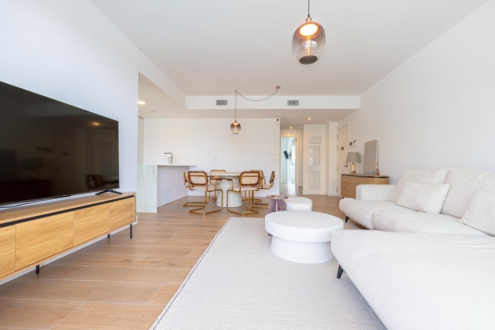 Imagen 7 Apartamento en venta en Fuengirola / En el Higueron Lomas 2, sobre avenida Fuengirola