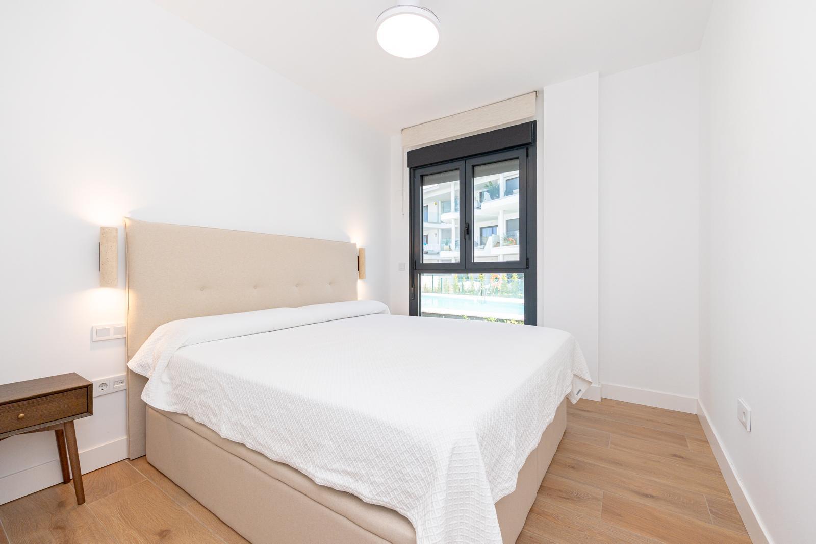 Imagen 21 Apartamento en venta en Fuengirola / En el Higueron Lomas 2, sobre avenida Fuengirola