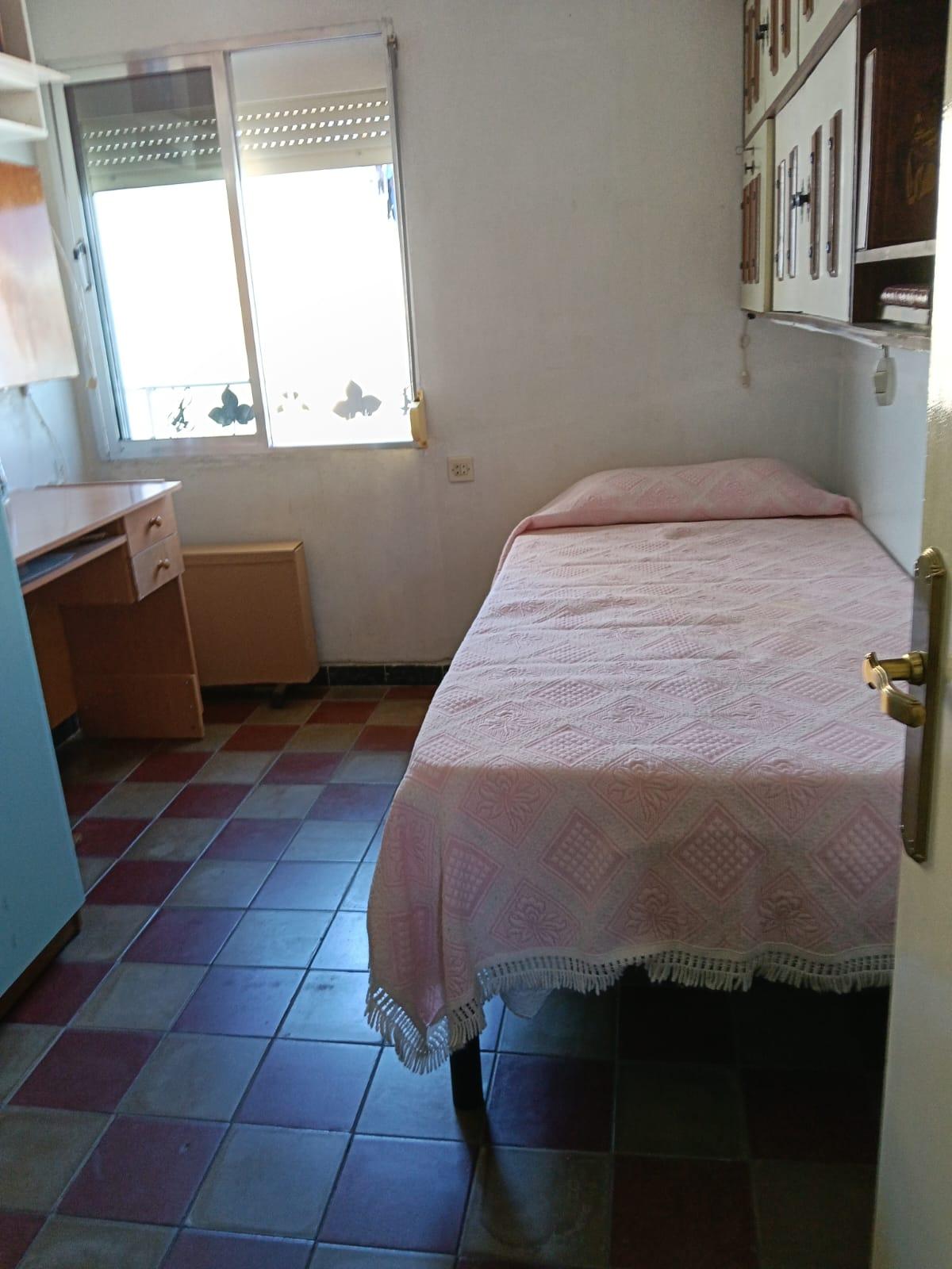 Imagen 8 Piso en venta en Sevilla / Cerca HopitaL Virgen Macarena