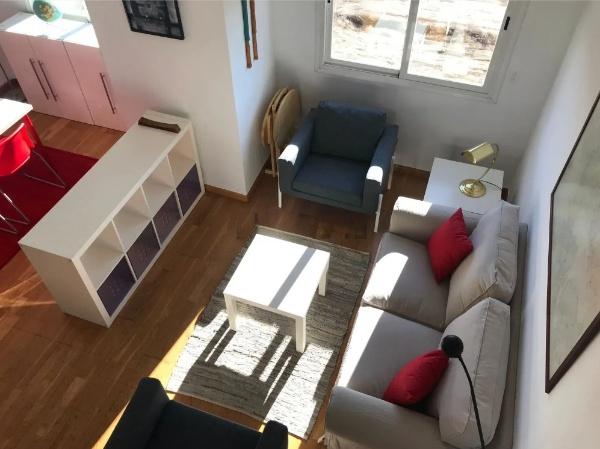 Imagen 2 Piso en venta en Madrid / Cerca al Metro Suanzes en Simancas, Madrid.