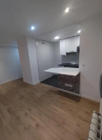 Imagen 7 Inmueble 304674 - Piso en venta en Madrid / A un paso metro de la estación La Elipa y Almudena