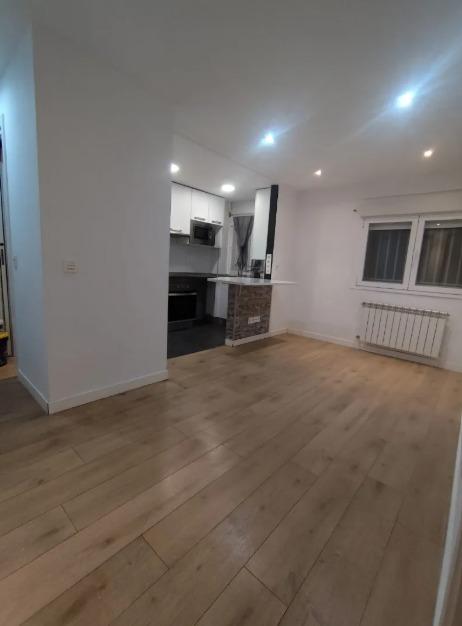 Imagen 12 Piso en venta en Madrid / A un paso metro de la estación La Elipa y Almudena