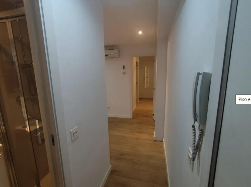 Imagen 13 Piso en venta en Madrid / A un paso metro de la estación La Elipa y Almudena