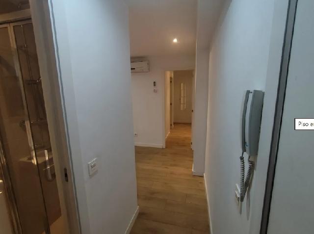 Imagen 13 Inmueble 304674 - Piso en venta en Madrid / A un paso metro de la estación La Elipa y Almudena