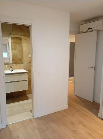 Imagen 9 Inmueble 304674 - Piso en venta en Madrid / A un paso metro de la estación La Elipa y Almudena