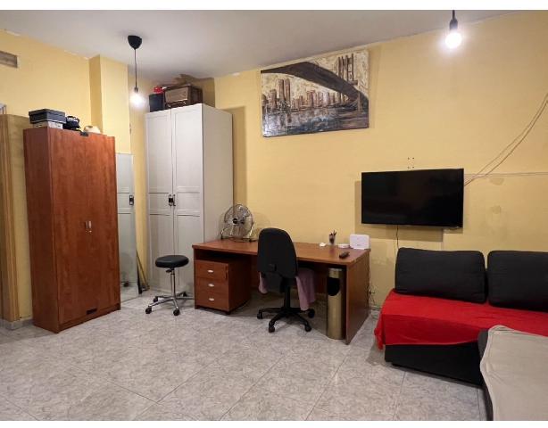 Imagen 2 Inmueble 302572 - Piso en venta en Madrid / A pocos minutos de la estación de Embajadores.