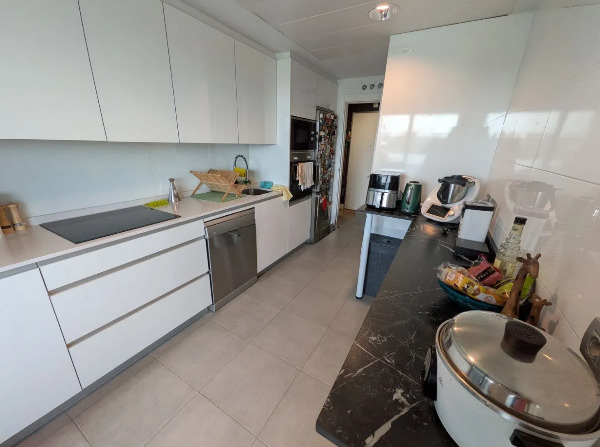 Imagen 9 Piso en venta en Madrid / En la emblemática Torre Riverside.