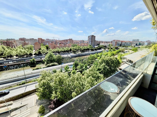 Imagen 4 Inmueble 302844 - Piso en venta en Madrid / En la emblemática Torre Riverside.