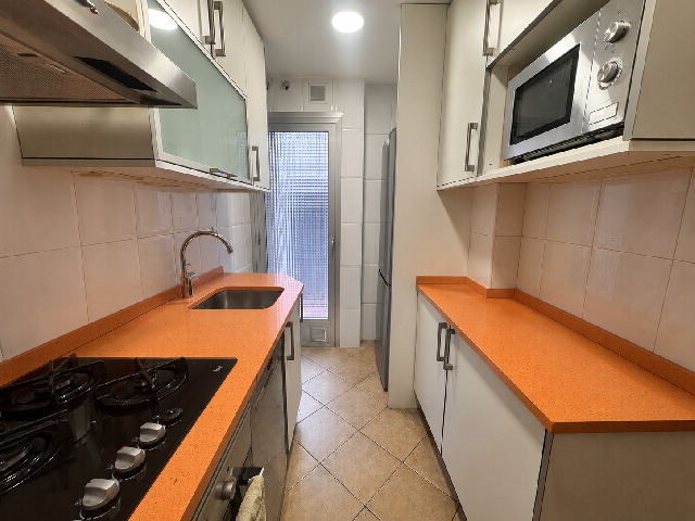 Imagen 5 Inmueble 304121 - Piso en venta en Madrid / Junto a la Plaza de San Anacleto.