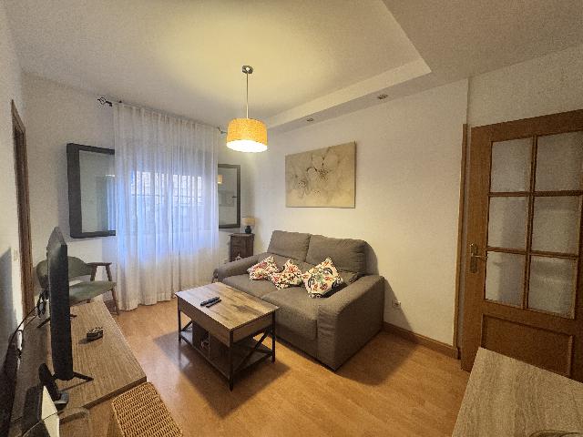 Imagen 2 Inmueble 304121 - Piso en venta en Madrid / Junto a la Plaza de San Anacleto.