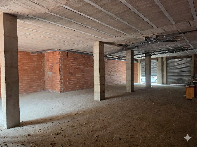 Imagen 1 Inmueble 303143 - Local Comercial en venta en Sagunto/sagunt / Zona centro.Av Camp de Morvedre y Centro de S...
