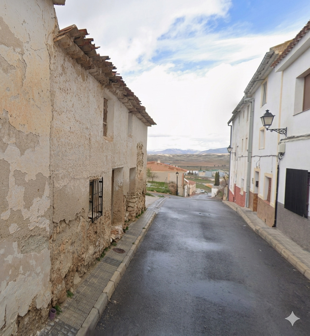 Imagen 2 Casa Rústica en venta en Orce / Centro.Junto a la Ermita