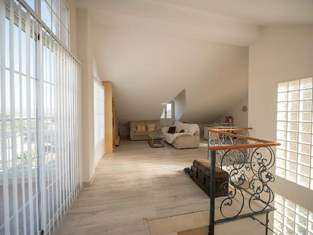 Imagen 30 Inmueble 304237 - Casa Pareada en venta en Sagunto/sagunt / Junto al Pabellón René Marigil y el Centro Médico.