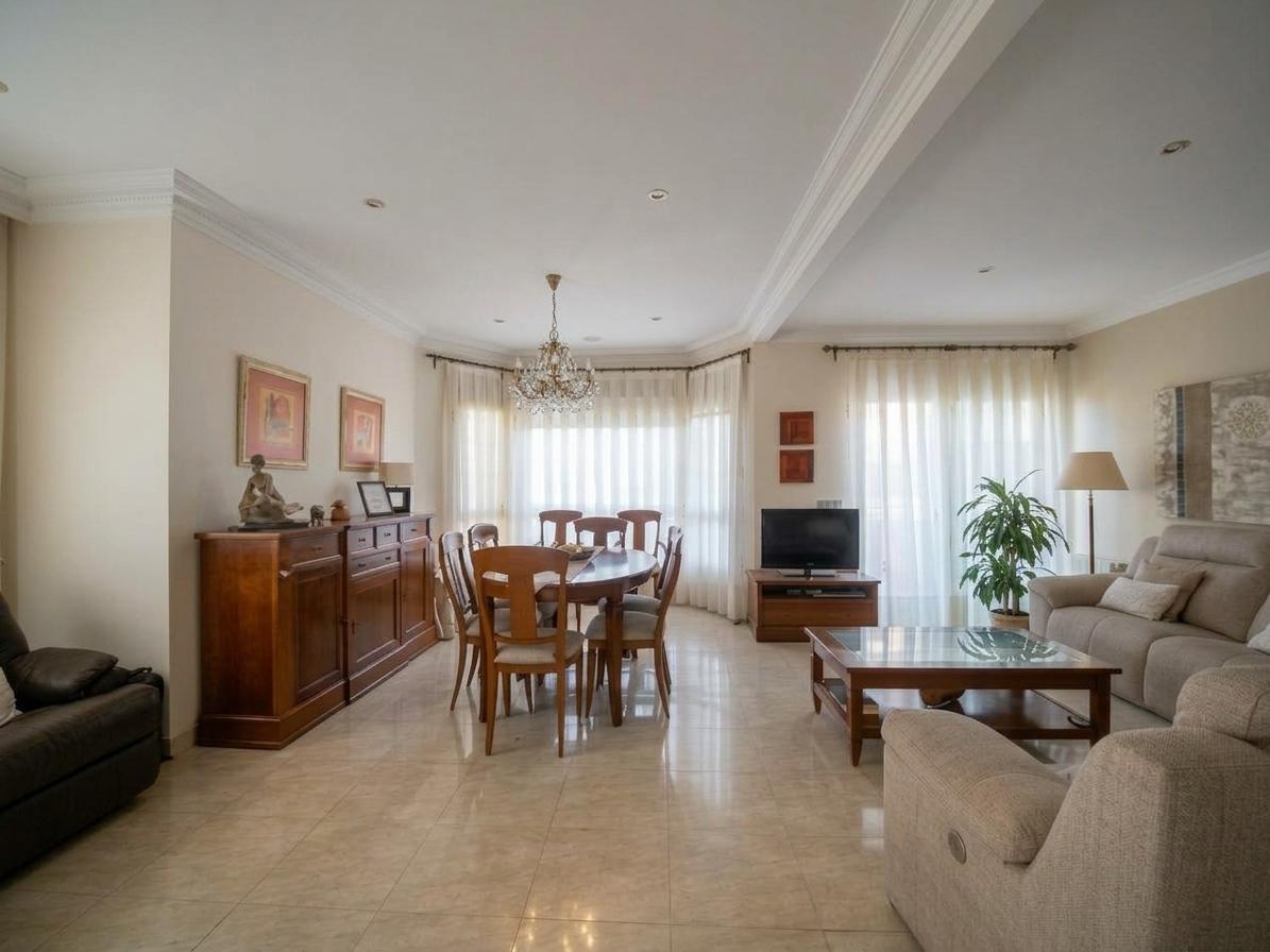 Imagen 3 Casa Pareada en venta en Sagunto/sagunt / Junto al Pabellón René Marigil y el Centro Médico.