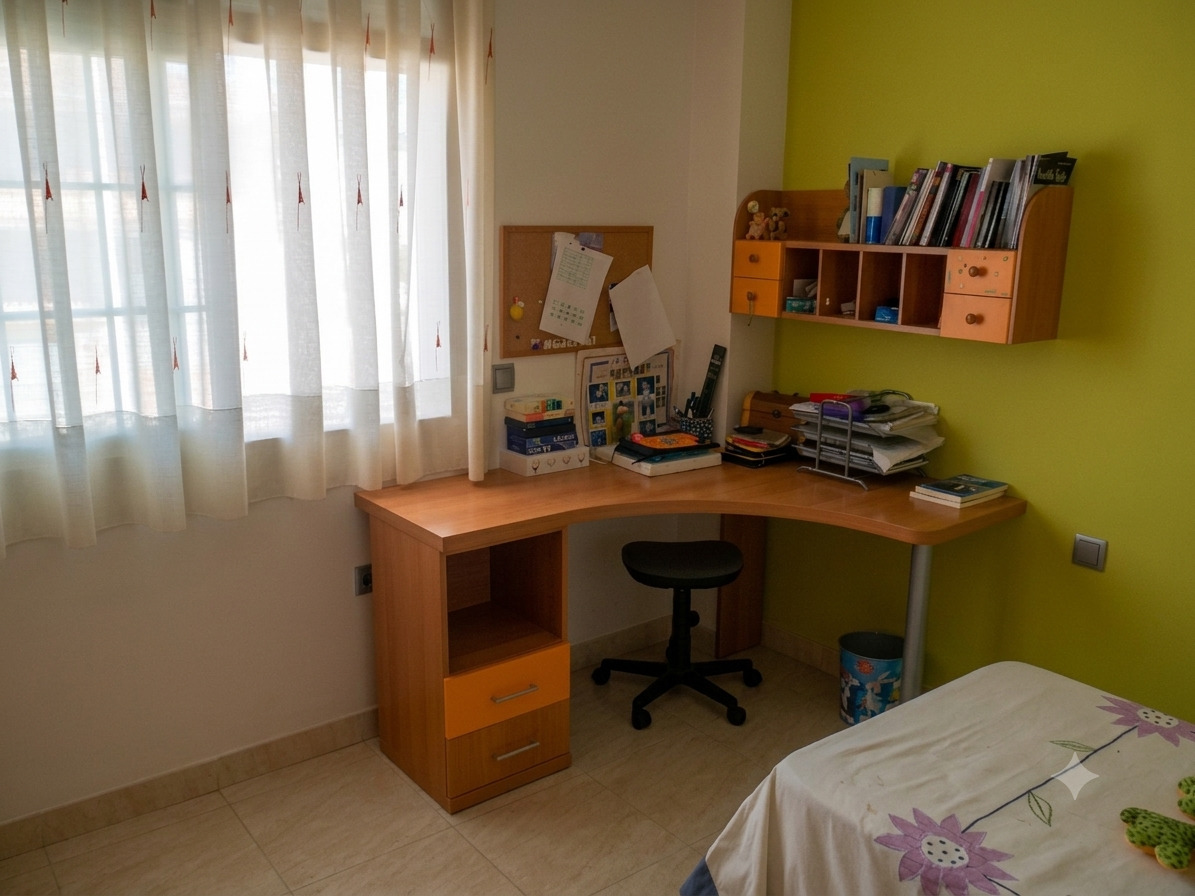 Imagen 16 Casa Pareada en venta en Sagunto/sagunt / Junto al Pabellón René Marigil y el Centro Médico.