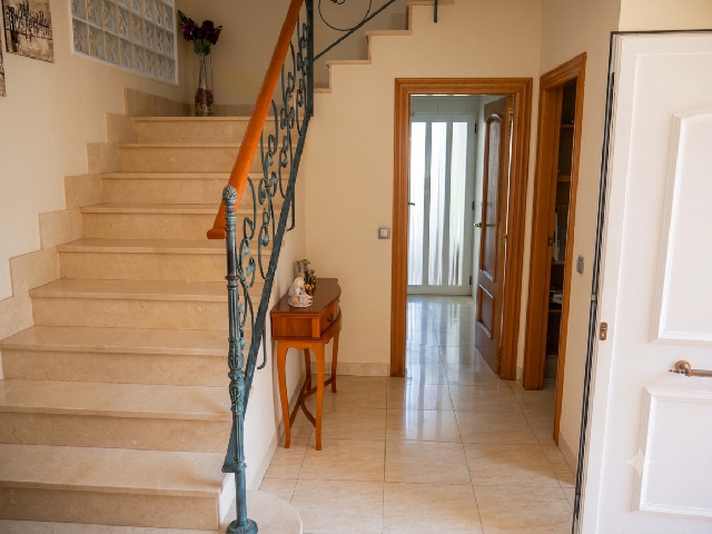 Imagen 12 Inmueble 304237 - Casa Pareada en venta en Sagunto/sagunt / Junto al Pabellón René Marigil y el Centro Médico.