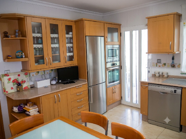 Imagen 8 Inmueble 304237 - Casa Pareada en venta en Sagunto/sagunt / Junto al Pabellón René Marigil y el Centro Médico.